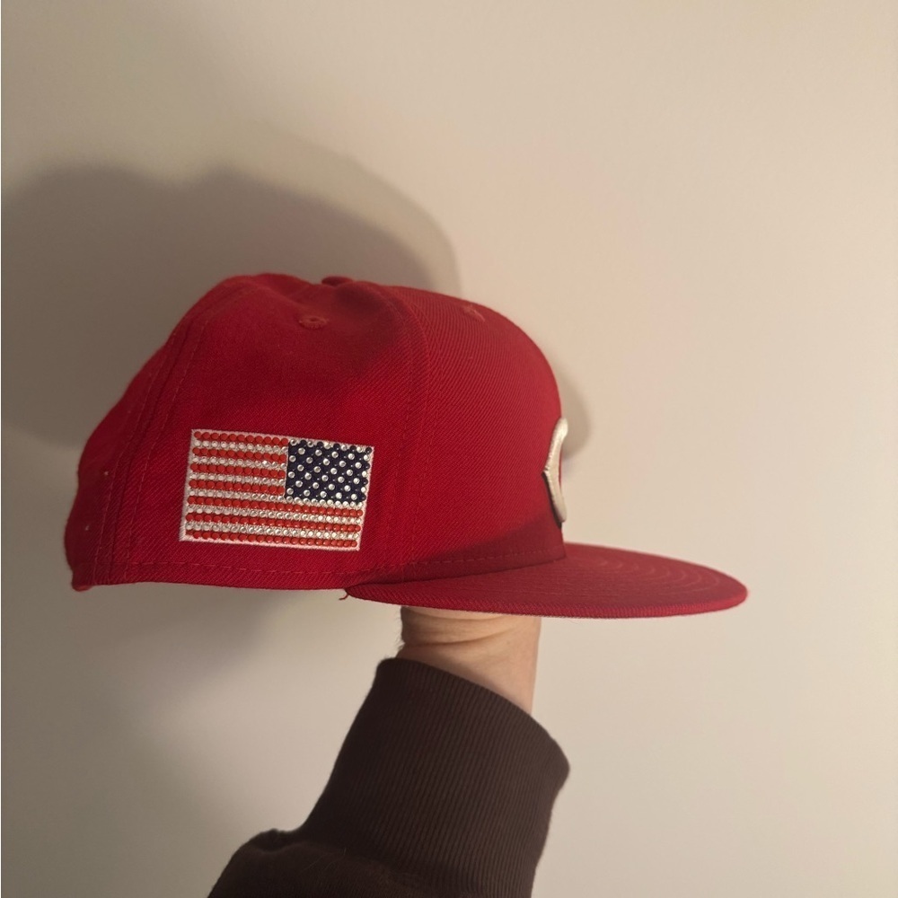 New Era Cincinnati Reds Fitted Hat - Picture 2 of 5
